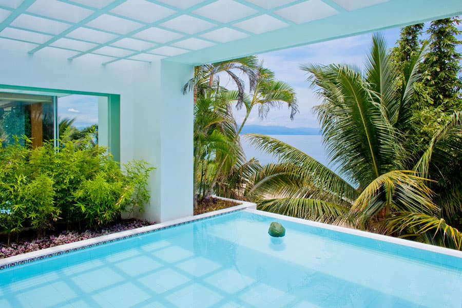 Penthouse reflecting pool with ocean view